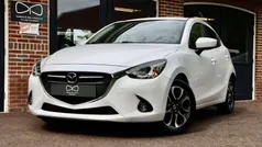 Wit Gebruikt 2016 Mazda 2 Hatchback | € 14.450 (Eerlijke prijs)