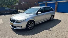 Grijs Gebruikt 2014 Skoda Octavia GreenLine Stationwagen | € 5.700 (Eerlijke prijs)