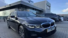 Zwart Gebruikt 2022 BMW 330e M Sport Stationwagen | € 34.950 (Super prijs)