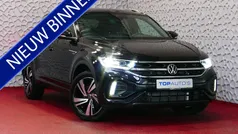 Zwart Nieuw 2024 VW T-Roc R-line SUV | € 40.940 (Super prijs)