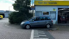 Grijs Gebruikt 2005 Opel Zafira Enjoy MPV | € 1.950 (Eerlijke prijs)