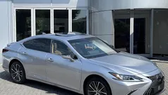 Grijs Gebruikt 2024 Lexus ES300H Business Edition Sedan | € 47.400 (Super prijs)