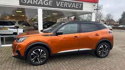 Oranje Gebruikt 2022 Peugeot 2008 GT SUV | € 17.450 (Goede deal)