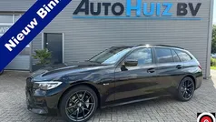 Zwart Gebruikt 2022 BMW 330 Stationwagen | € 32.990 (Super prijs)