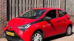 Rood Gebruikt 2018 Toyota Aygo Hatchback | € 6.299 (Goede deal)