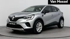 Gebruikt 2023 Renault Captur Evolution SUV | € 19.940 (Eerlijke prijs)