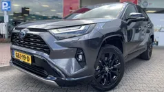 Gebruikt 2023 Toyota RAV4 Style SUV | € 42.400 (Eerlijke prijs)