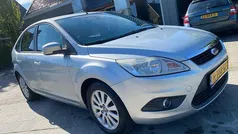 Grijs Gebruikt 2009 Ford Focus Ghia Hatchback | € 1.995 (Goede deal)