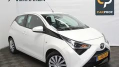 Gebruikt 2021 Toyota Aygo X-play Hatchback | € 11.400 (Eerlijke prijs)
