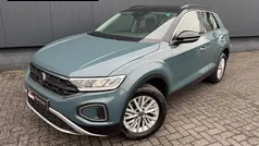 Blauw, metallic lak Gebruikt 2022 VW T-Roc SUV | € 24.950 (Super prijs)