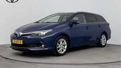 Donker blauw Gebruikt 2016 Toyota Auris Touring Sports Trend Stationwagen | € 11.950 (Eerlijke prijs)