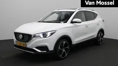 Wit Gebruikt 2021 MG ZS Luxury SUV | € 15.995 (Eerlijke prijs)
