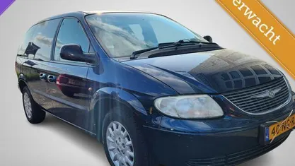 Blauw Gebruikt 2003 Chrysler Voyager MPV | € 2.999 (Eerlijke prijs)