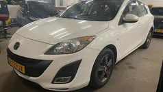 Wit Gebruikt 2010 Mazda 3 Hatchback | € 4.450 (Eerlijke prijs)