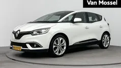 Gebruikt 2017 Renault Scénic IV Zen MPV | € 11.400 (Eerlijke prijs)