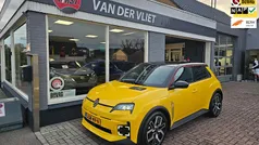 Geel Nieuw 2025 Renault R5 Komfort Hatchback | € 32.950 (Eerlijke prijs)