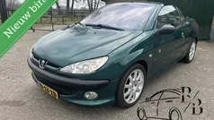 Groen Gebruikt 2003 Peugeot 206 CC Roland Garros Cabriolet | € 1.499 (Eerlijke prijs)