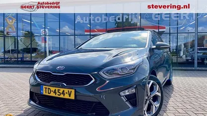 Grijs Gebruikt 2018 Kia Ceed Hatchback | € 12.745 (Goede deal)