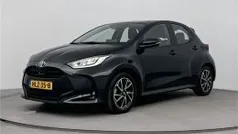 Zwart Gebruikt 2024 Toyota Yaris Edition Hatchback | € 25.645 (Eerlijke prijs)
