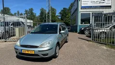 Groen Gebruikt 2004 Ford Focus Ambiente Stationwagen | € 445 (Goede deal)
