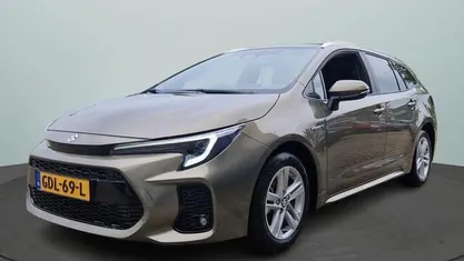 Occasion Suzuki Swace Style 140 PK (102 kW) 2024 Grijs Stationwagen