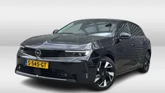 Zwart Gebruikt 2022 Opel Astra GS Line Hatchback | € 22.950 (Eerlijke prijs)