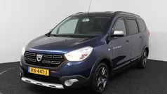 Gebruikt 2017 Dacia Lodgy Stepway MPV | € 11.845 (Eerlijke prijs)