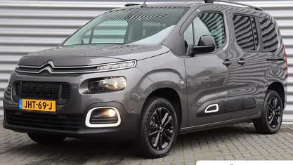 Grijs Occasion 2023 Citroën Berlingo PureTech MPV | € 33.895 (Eerlijke prijs)