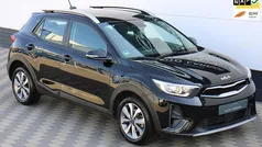 Gebruikt 2023 Kia Stonic SUV | € 23.445 (Eerlijke prijs)