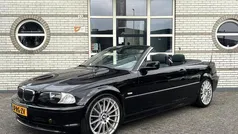 Zwart Gebruikt 2001 BMW 320 Cabriolet Cabriolet | € 6.995 (Goede deal)