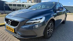 Blauw Gebruikt 2017 Volvo V40 Stationwagen | € 11.950 (Eerlijke prijs)