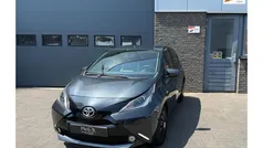 Gebruikt 2016 Toyota Aygo X-play Hatchback | € 7.900 (Eerlijke prijs)