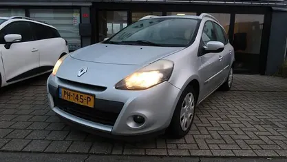 Occasion Renault Clio GrandTour Authentique 88 PK (64 kW) 2012 Grijs Stationwagen
