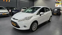 Wit Gebruikt 2011 Ford Fiesta Titanium Hatchback | € 5.995 (Eerlijke prijs)