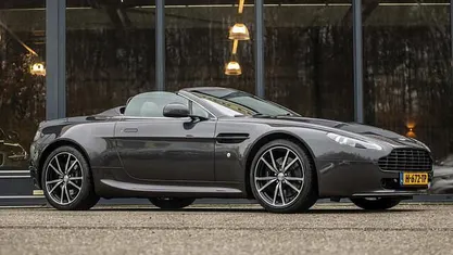 Grijs Occasion 2011 Aston Martin V8 Vantage Cabriolet | € 69.950 (Eerlijke prijs)