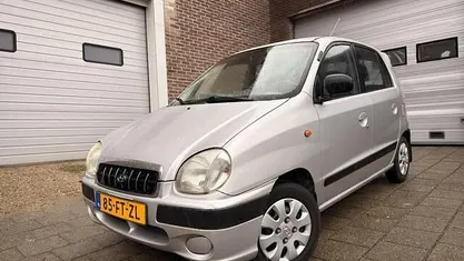 Occasion Hyundai Atos GLS 54 PK (39 kW) 2000 Grijs Hatchback