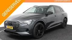 Grijs Gebruikt 2020 Audi e-tron Basis SUV | € 28.795 (Eerlijke prijs)
