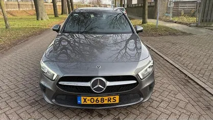 Occasion Mercedes A180 Premium Plus 136 PK (100 kW) 2018 Grijs Hatchback
