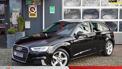 Occasion 2018 Audi A3 Sportback Sport Hatchback | € 17.950 (Eerlijke prijs)