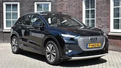 Gebruikt 2021 Audi Q4 e-tron Competition SUV | € 29.400 (Super prijs)