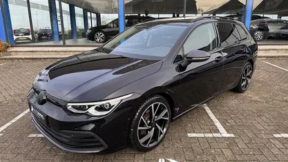 Gebruikt 2021 VW Golf VIII Stationwagen | € 26.895 (Eerlijke prijs)