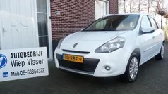 Wit Gebruikt 2011 Renault Clio GrandTour Collection Stationwagen | € 2.750 (Eerlijke prijs)