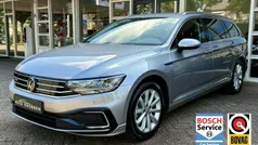 Grijs Gebruikt 2020 VW Passat GTE Sedan | € 21.800 (Goede deal)
