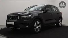 Zwart Gebruikt 2022 Volvo XC40 Momentum SUV | € 32.900 (Super prijs)