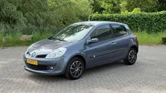 Blauw Gebruikt 2009 Renault Clio II Collection Hatchback | € 1.450 (Super prijs)