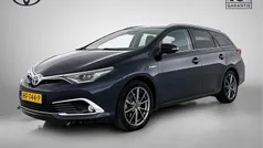 Gebruikt 2015 Toyota Auris Hybrid Stationwagen | € 16.950 (Eerlijke prijs)