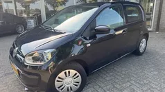 Zwart Gebruikt 2015 VW up! move up! Hatchback | € 5.950 (Eerlijke prijs)