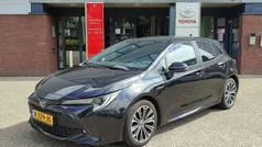 Zwart Gebruikt 2020 Toyota Corolla Style Hatchback | € 23.499 (Eerlijke prijs)