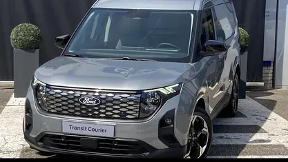 Grijs Nieuw 2026 Ford E-Transit Limited Van | € 31.750 (Eerlijke prijs)