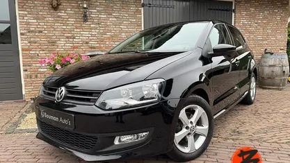 Zwart Occasion 2010 VW Polo Highline Hatchback | € 5.999 (Eerlijke prijs)